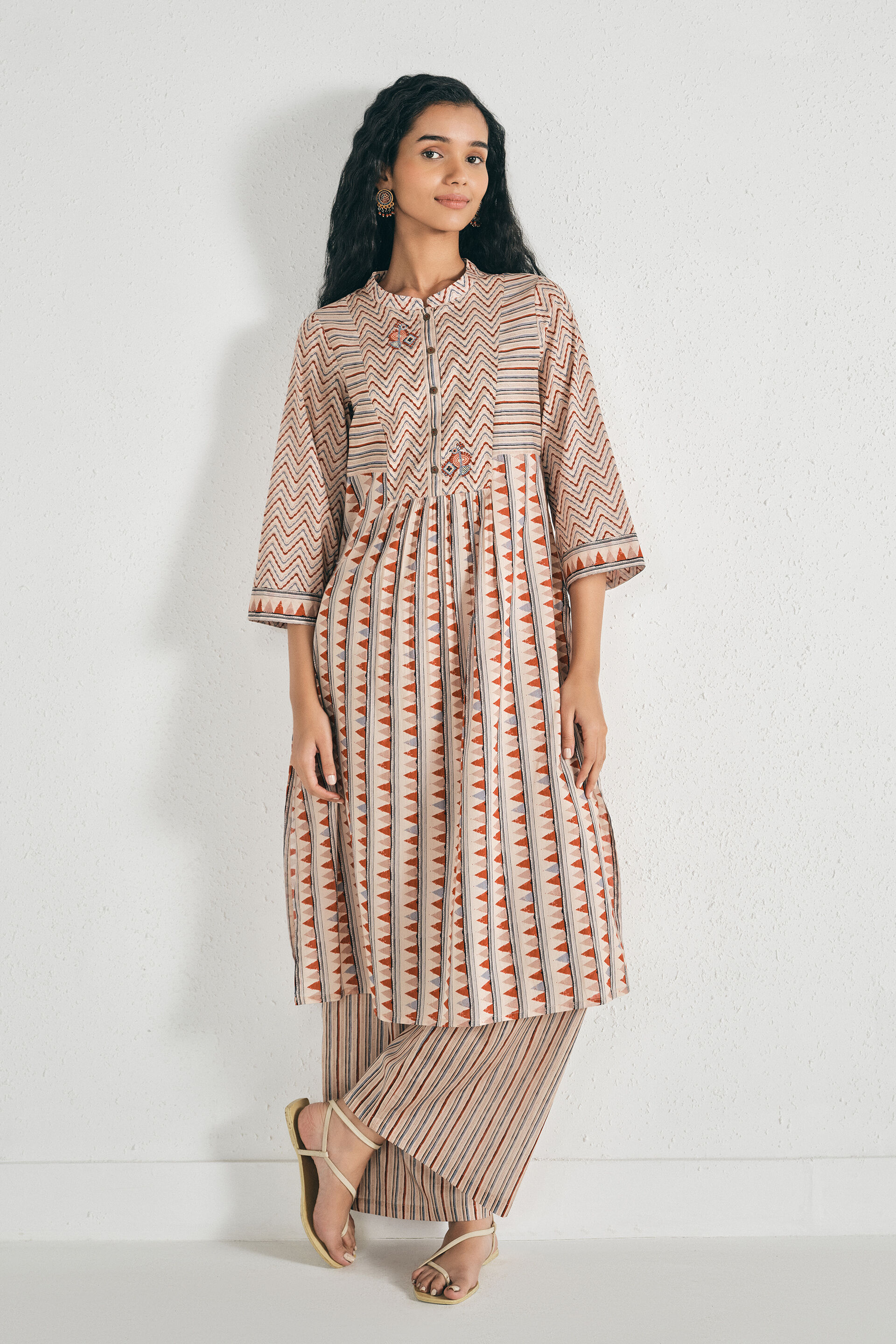 Bansi Beige Cotton Kurta Set, Beige, image 2